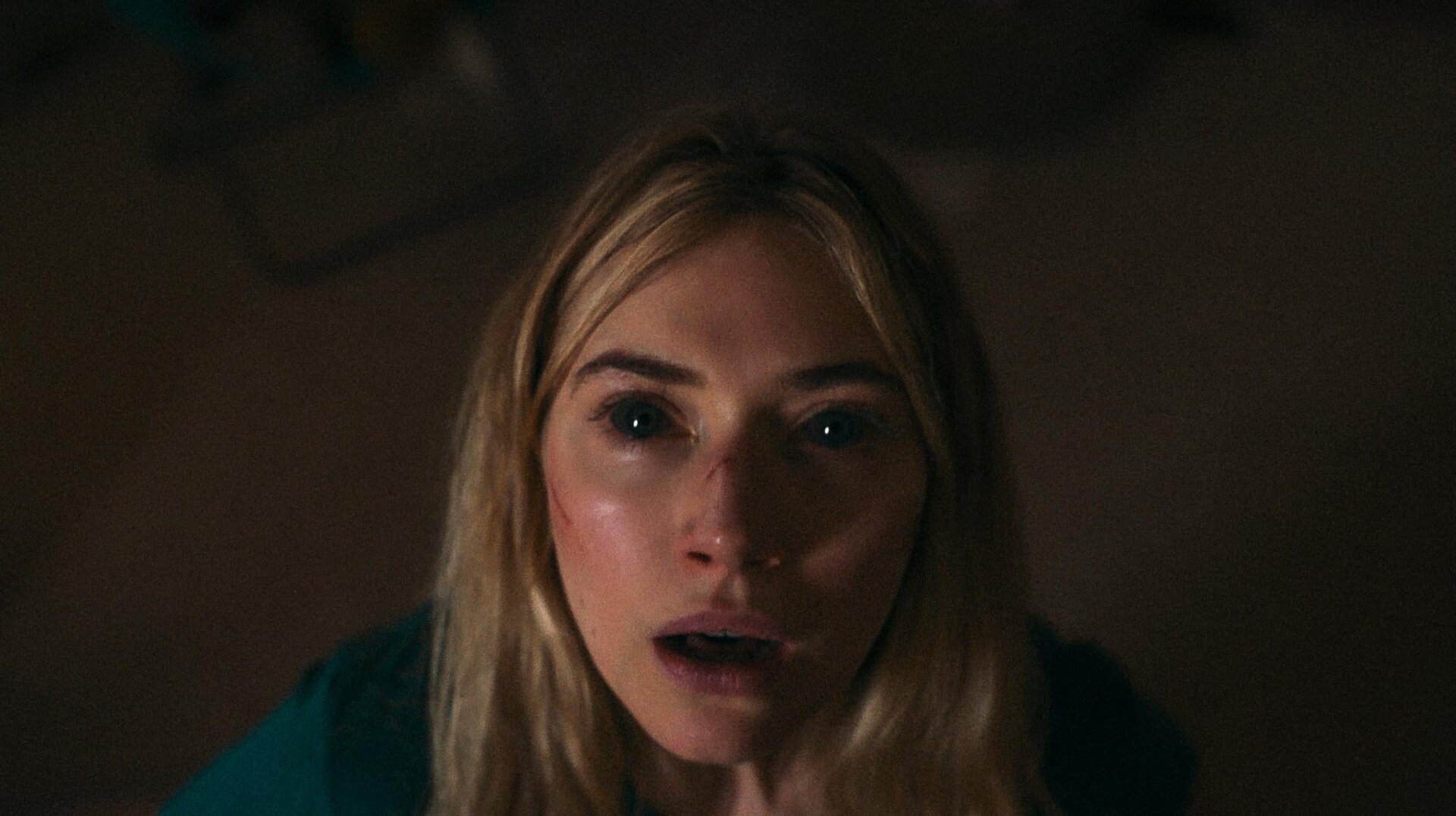 Autumn (Imogen Poots) sees for miles and miles