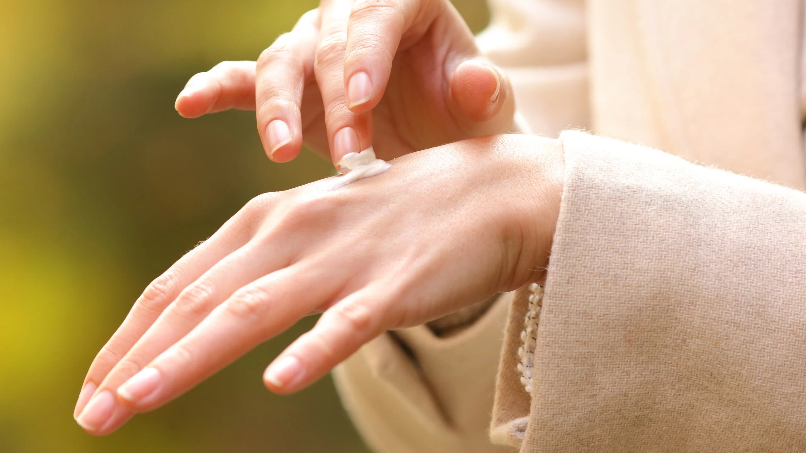 Six Tips for Managing Eczema This Fall Gladskin