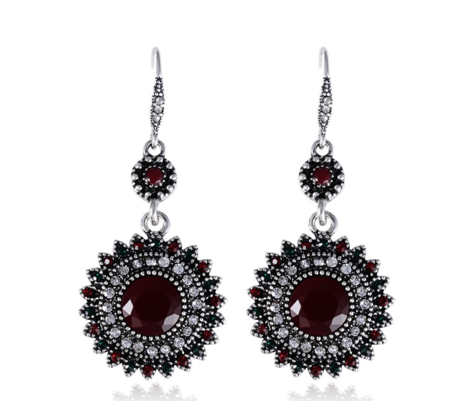 High End alloybased partywear Elegant Vintage Drop Earrings For Women
