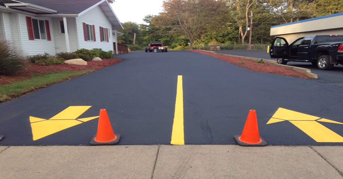 Great Lakes Asphalt Solutions LLC Driveway Sealcoating St Johns MI