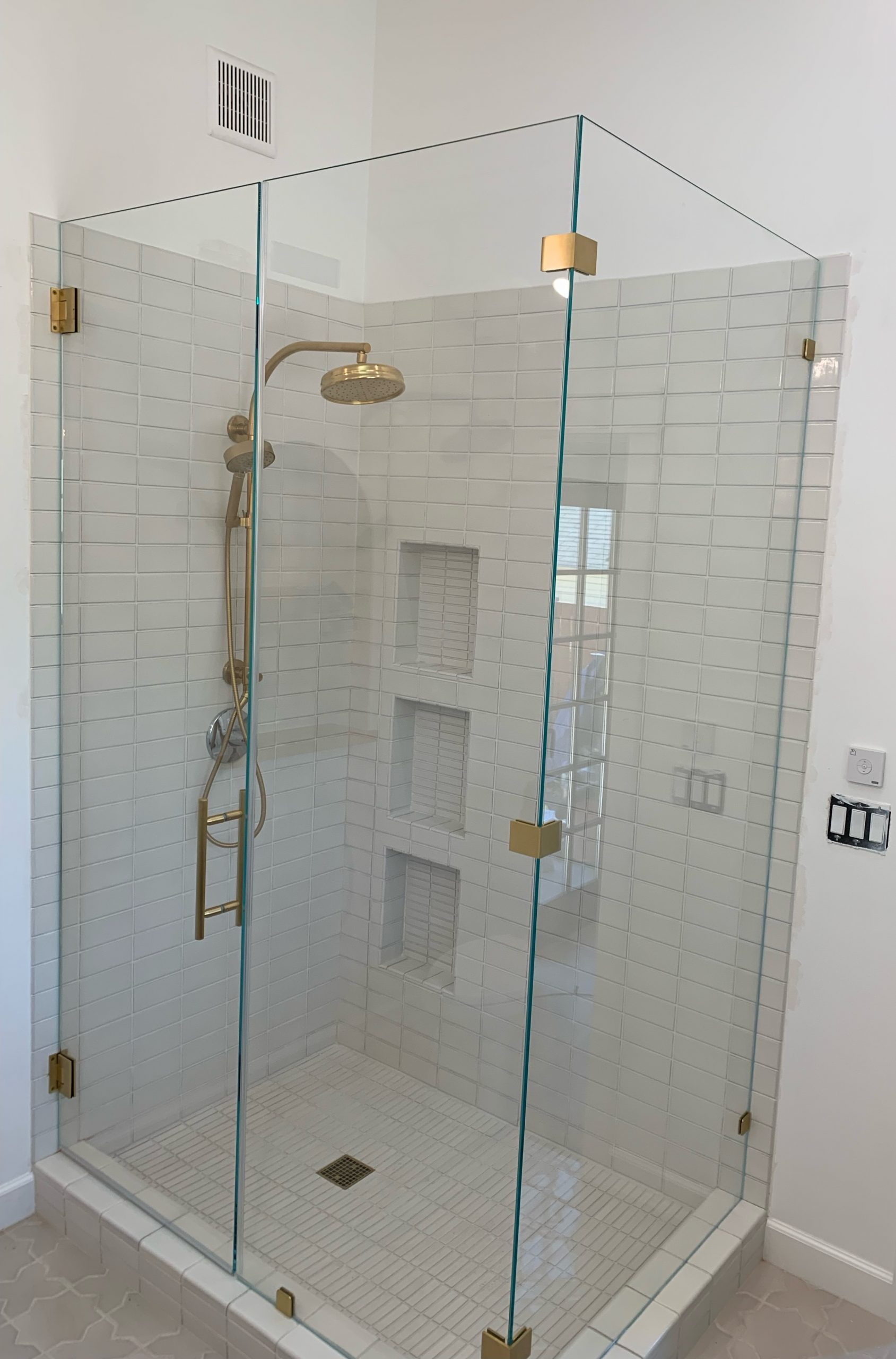 Glass 23 Shower Doors GLASS23