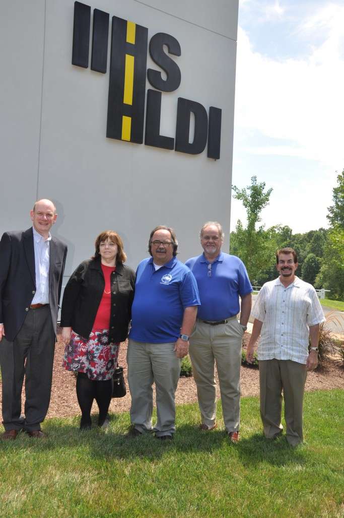 IIHS Briefs Auto Glass Safety Council™