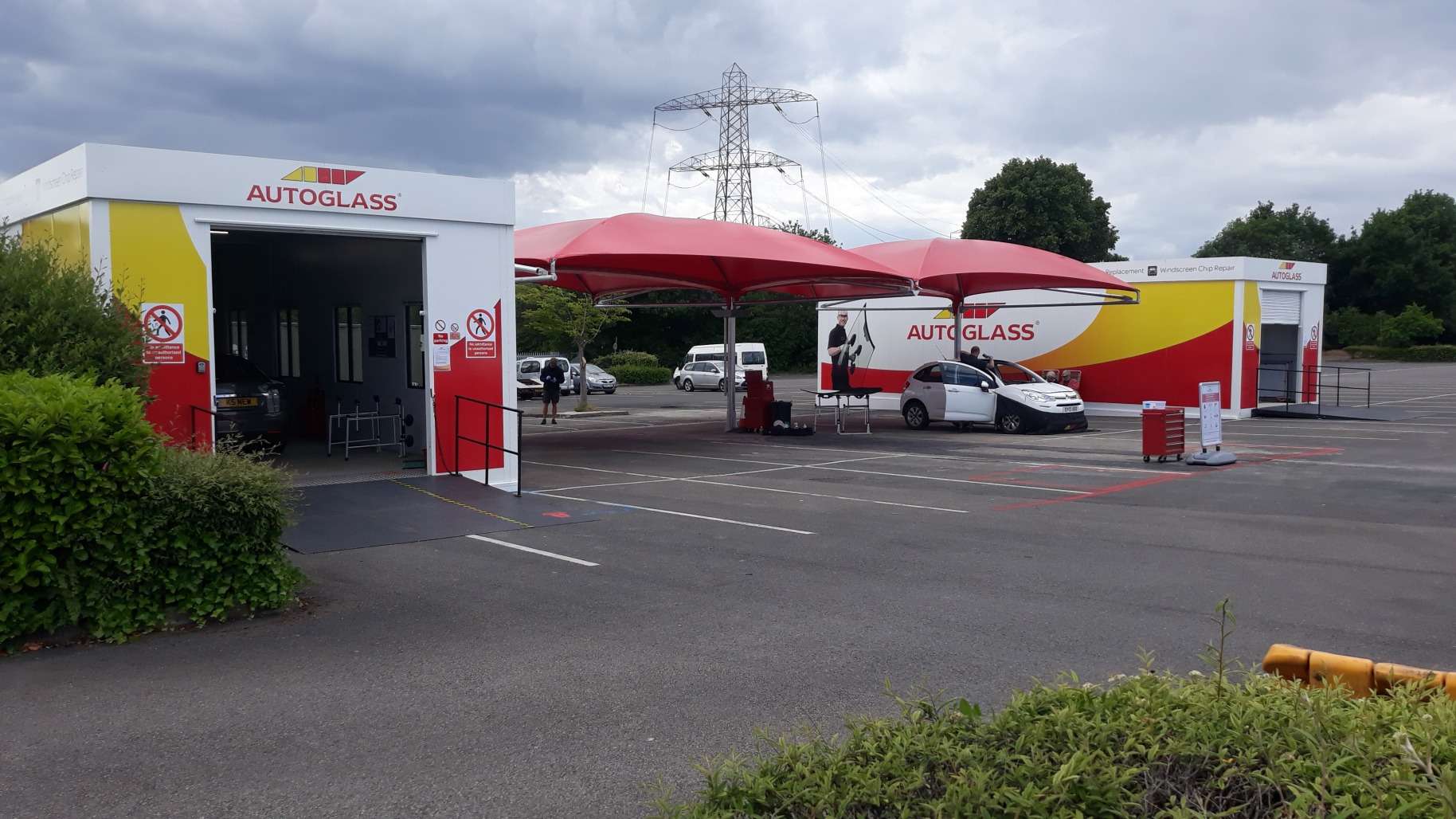 Autoglass Opens New Center in Reading and Returns to Full Service