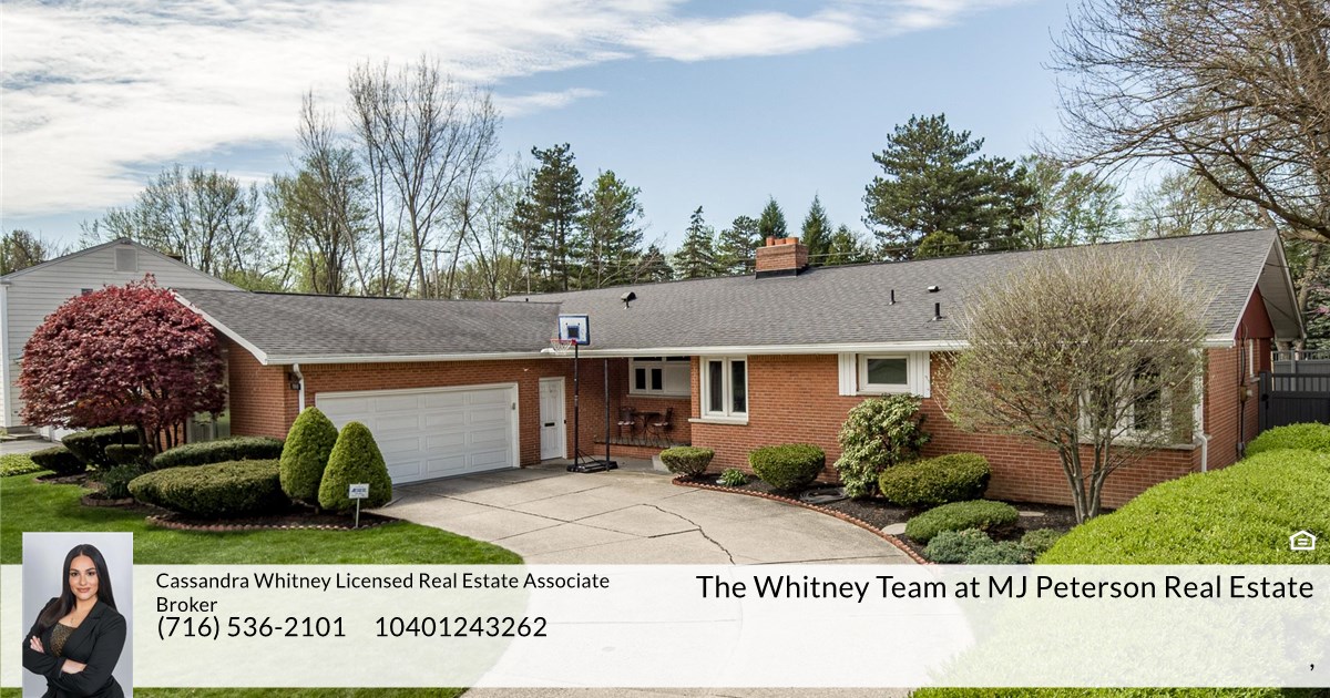 100 Hunters Lane, Williamsville, NY 14221