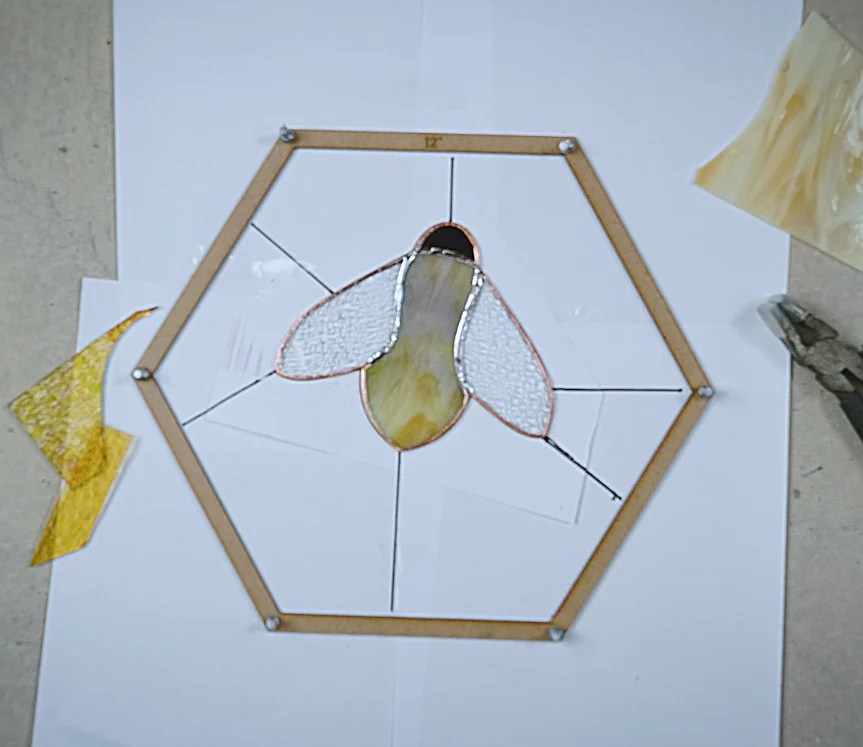 Using Glassola Tools Seasonal Frames to make impressive stained glass