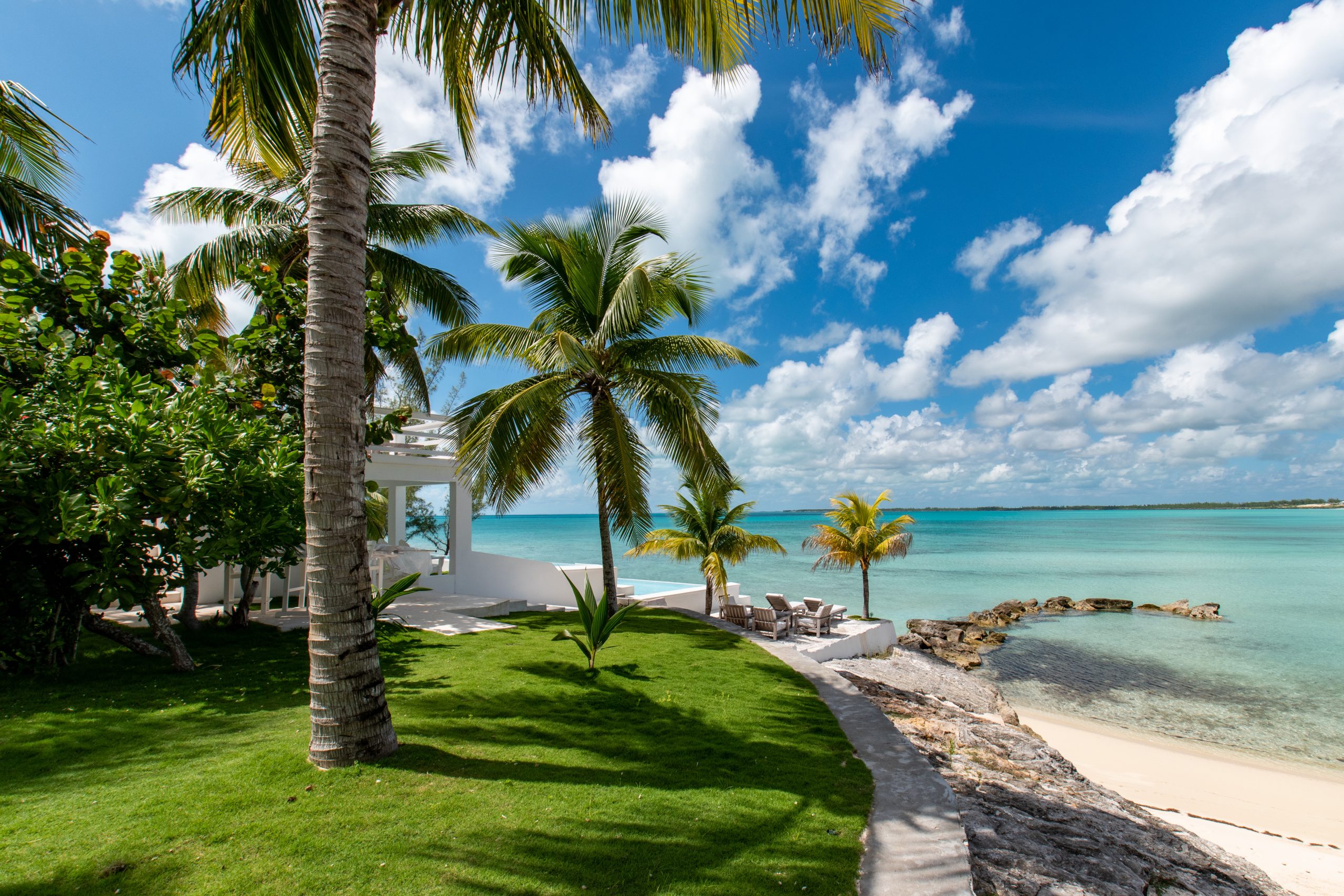 Villa 1 Glass Window Villas