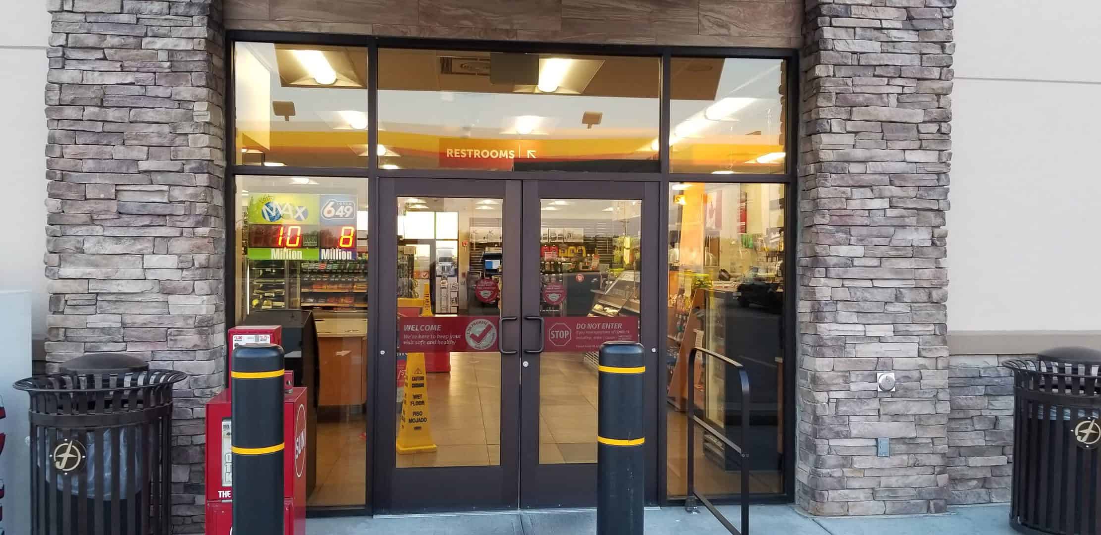 Storefront Windows in Commercial and Residential Buildings