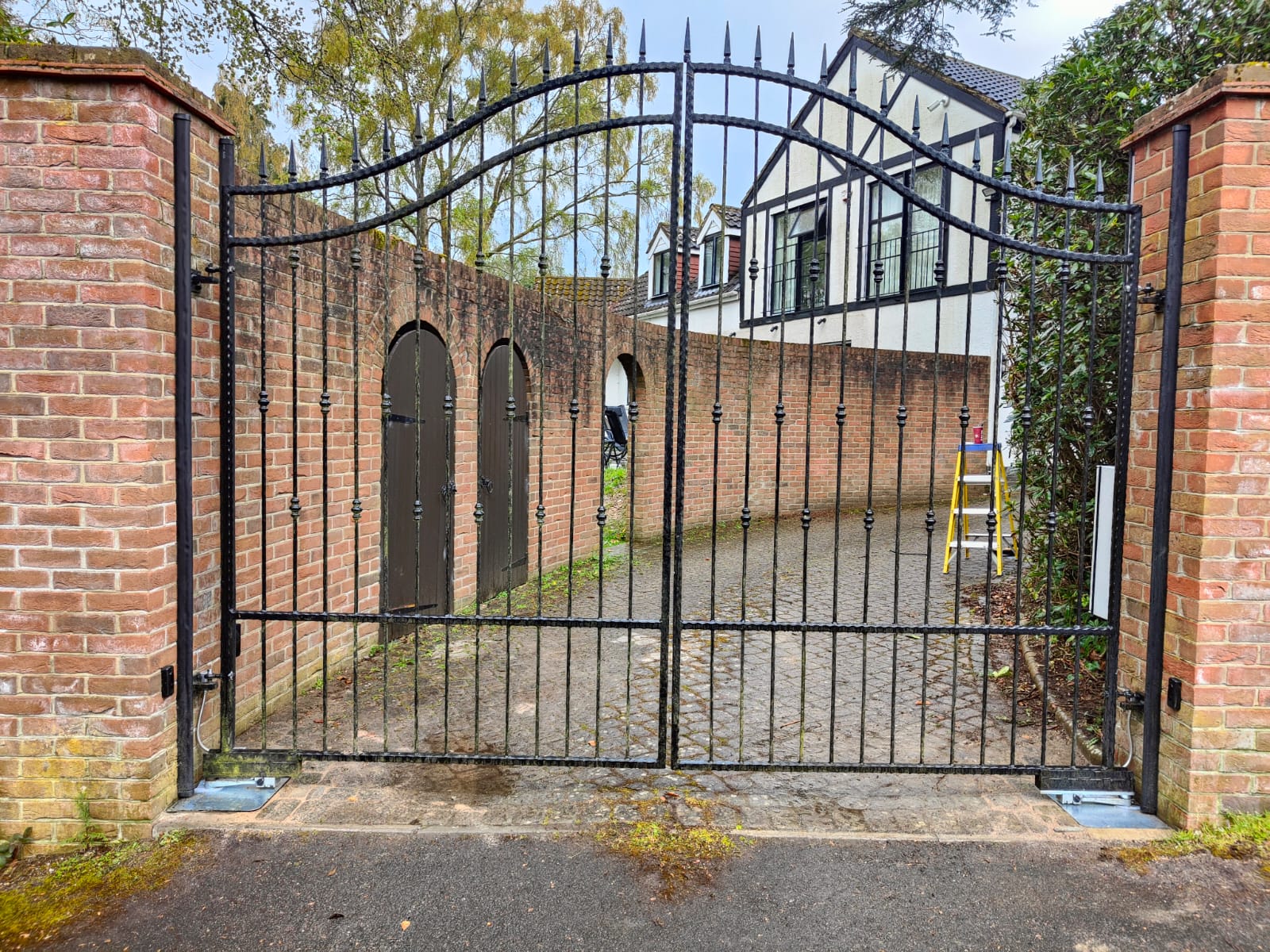 Electric Gates Electric Gates Near Me Electric Gate Installers