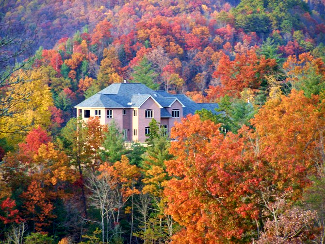 Gleanings Resort • Private Luxury Suites • Vacation Home Rentals