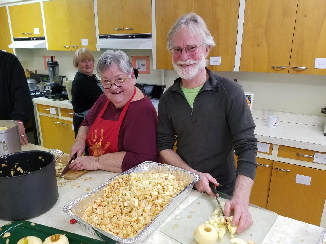 Food is medicine Leelanau volunteers help Buckets of Rain supply fresh