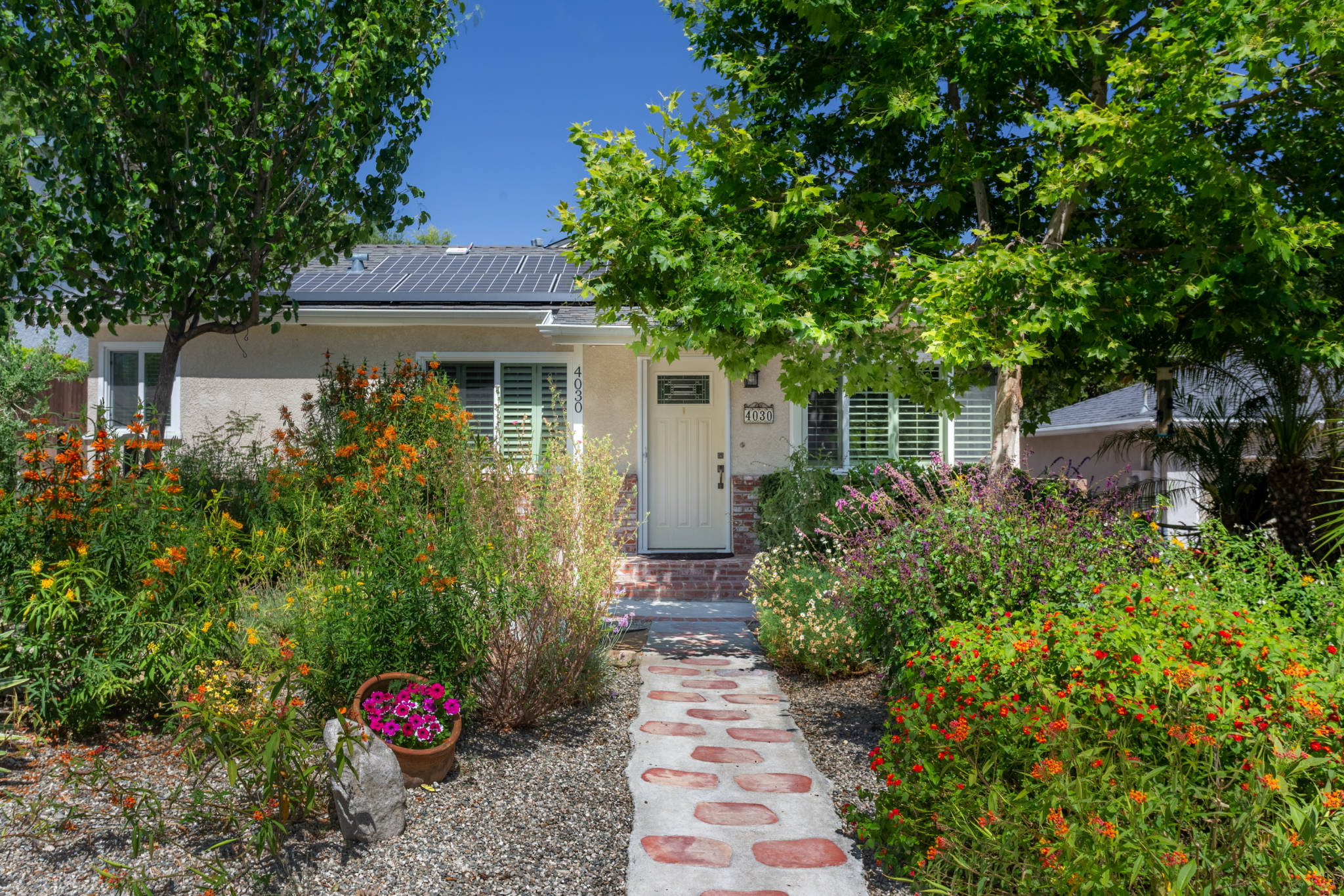 Sold Story Selling A La Crescenta Home Glendale DIGGS 818.396.7588