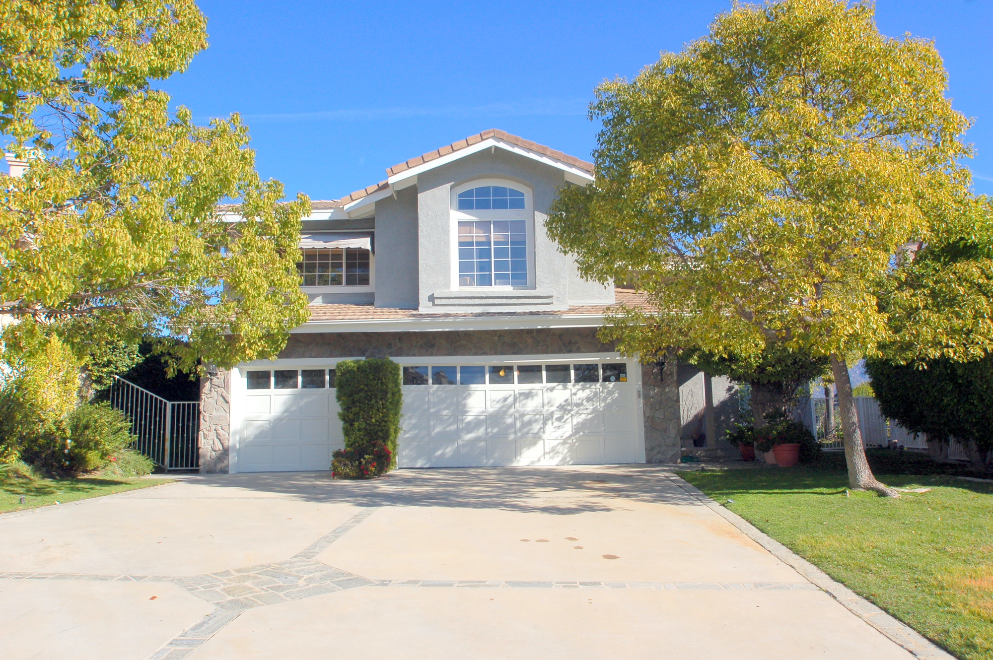 Emerald Isle Homes For Sale Glendale DIGGS 818.396.7588