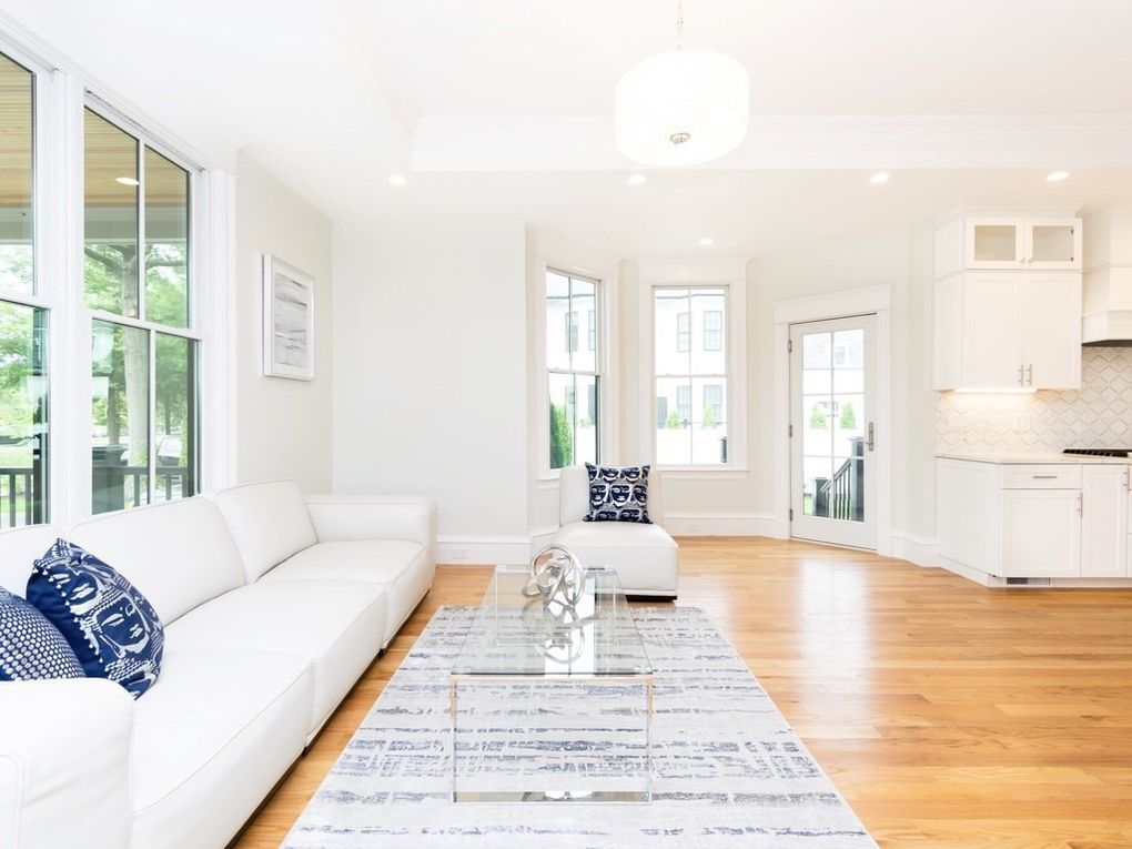 46 Walnut Park Unit 1, Newton, MA 02458 Glenshane Properties