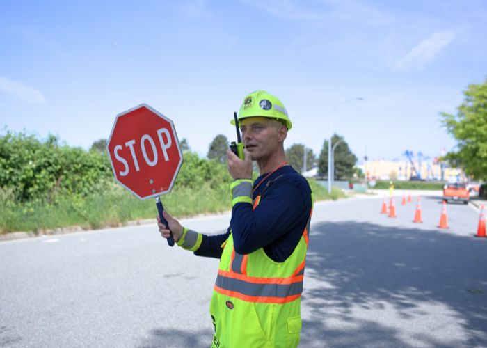 Top Flagging Companies Expert Traffic Flagger Services Glen Traffic
