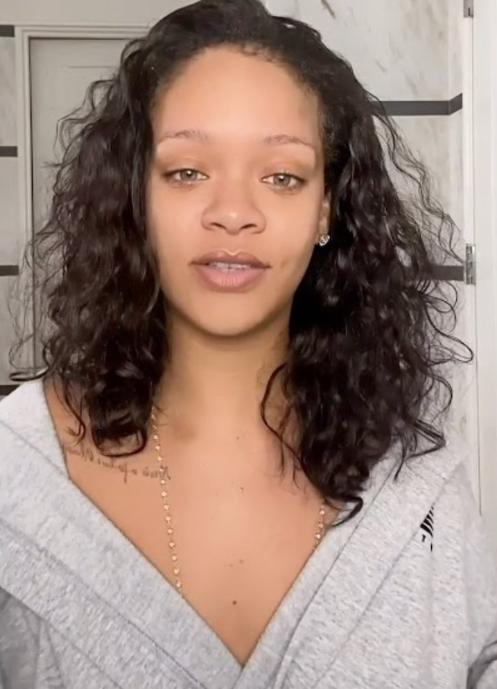 Rihanna Without Makeup Rihanna Gives Rare Look At Her Natural Curls