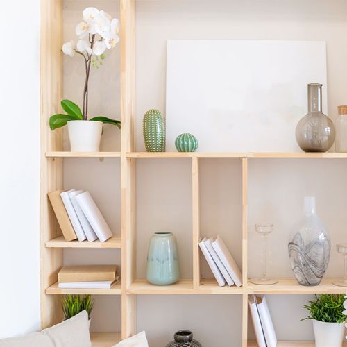10 Modular Shelving Systems to Maximize Your Home Storage