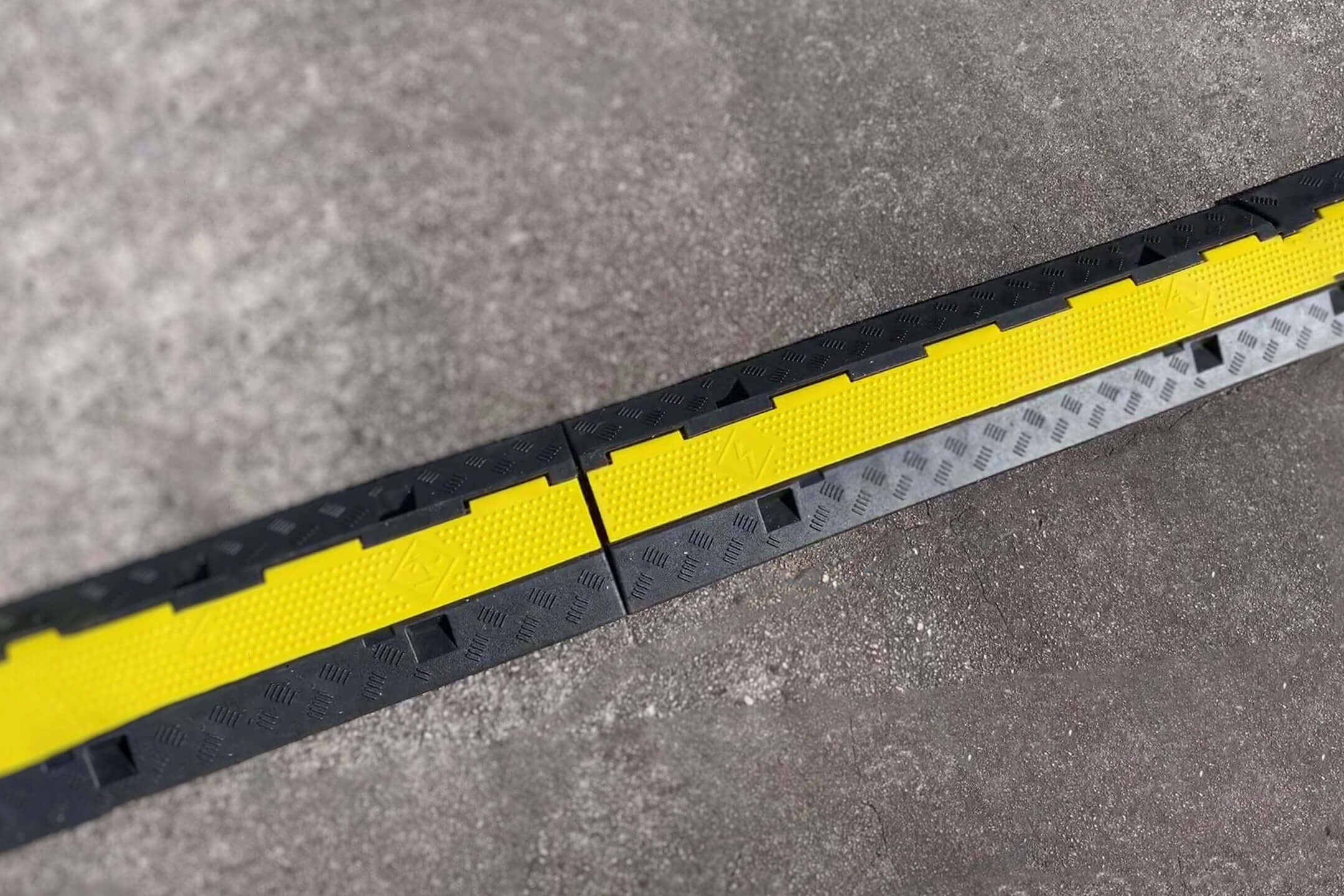 Tips for Choosing an EV Pavement Cable Protector Car Sloth