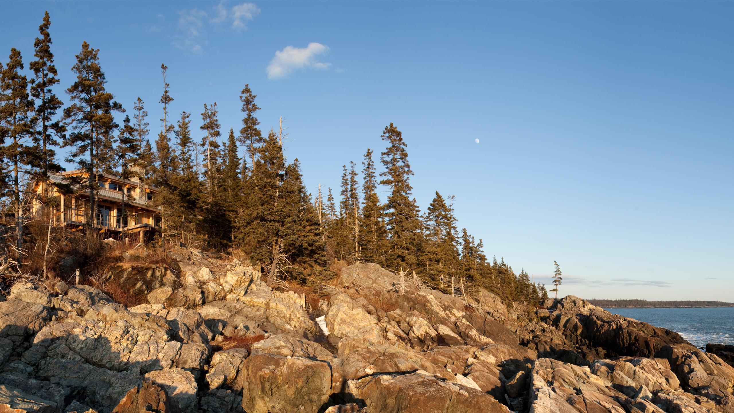 Johnson Cove Retreat, Roque Bluffs, Maine Whitten Architects