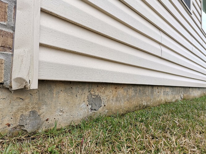 Exposed sheathing at bottom of vinyl siding InterNACHI®️ Forum