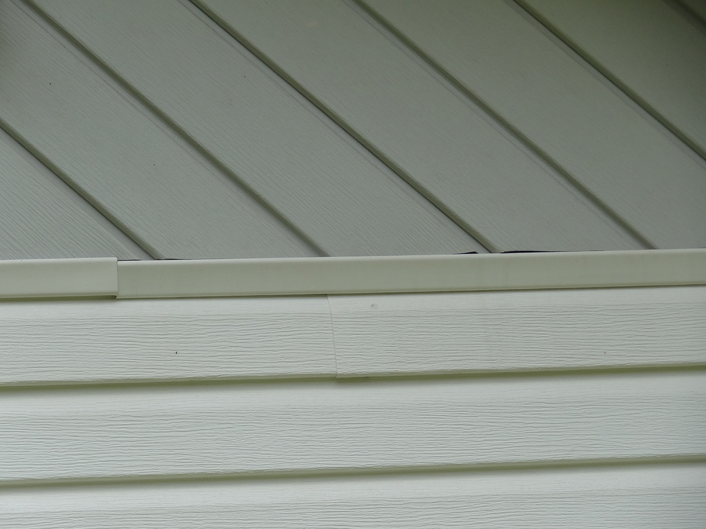 Vinyl siding installed diagonally Specific Inspection Topics