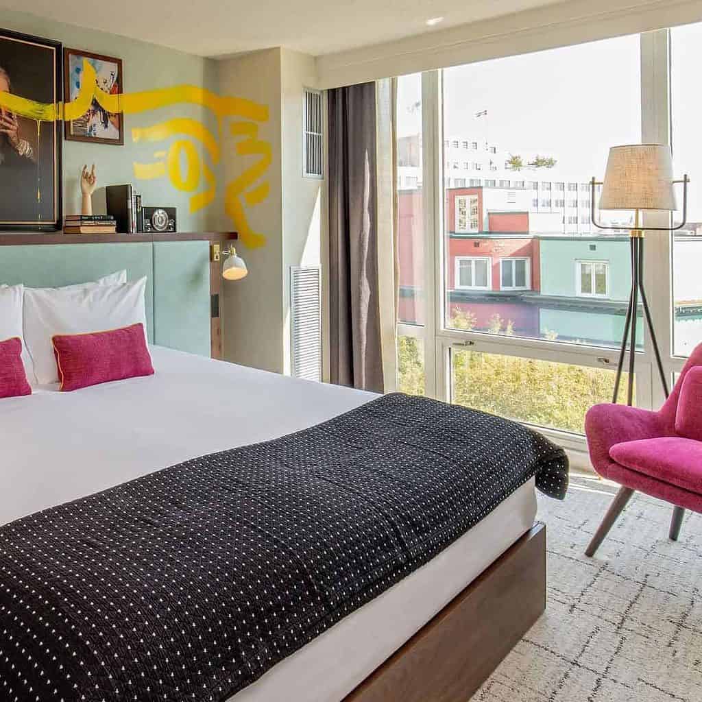 Best Area To Stay in Washington DC Without a Car (All Budgets)