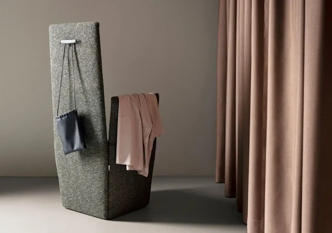 With a refined aesthetic, this elegant chair by Alberto Lievore is also