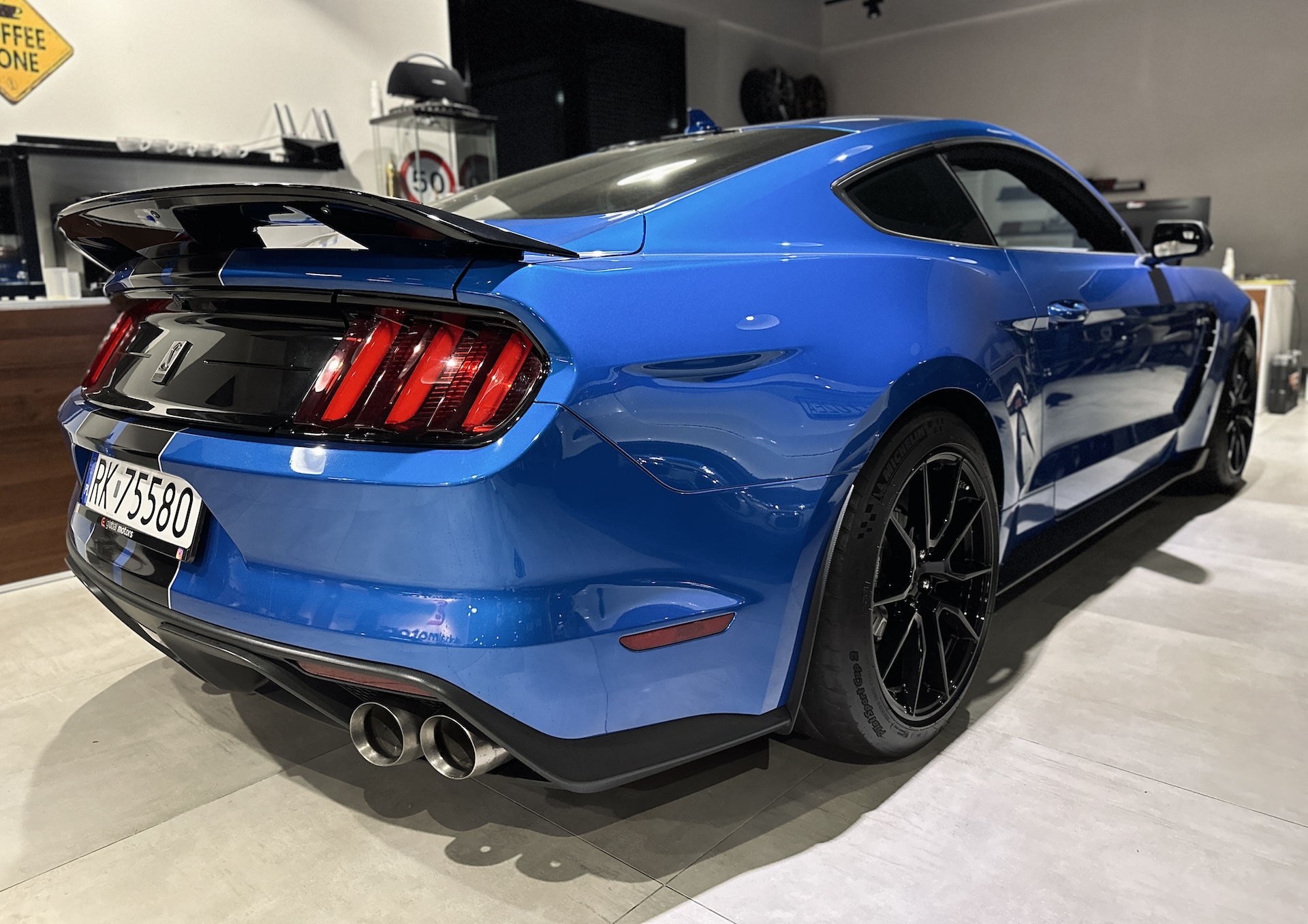 Mustang Shelby GT 350 Global Motors