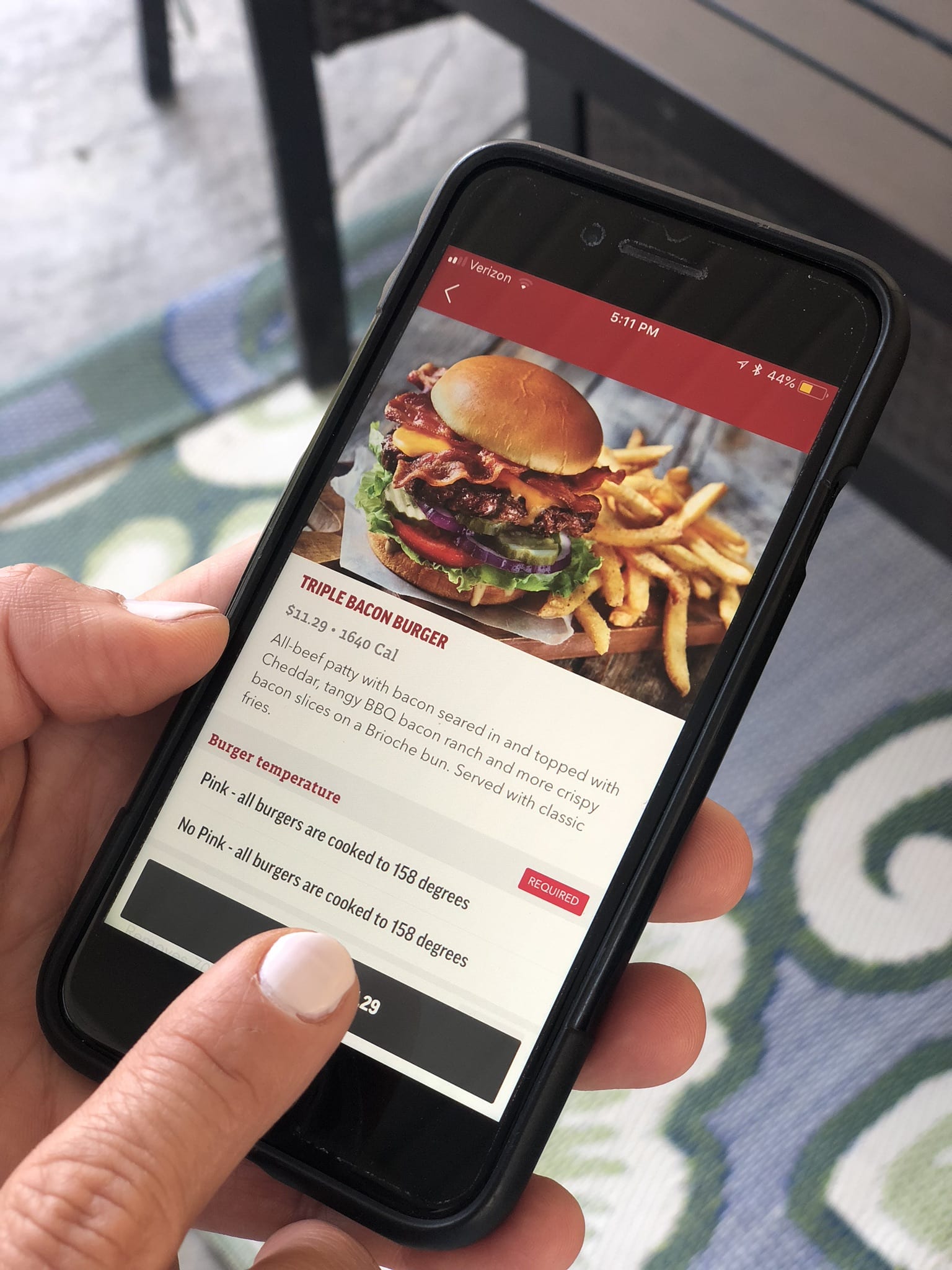 Dinner to go! Why we use Applebees Carside To Go for our Back to School Routine Global Munchkins