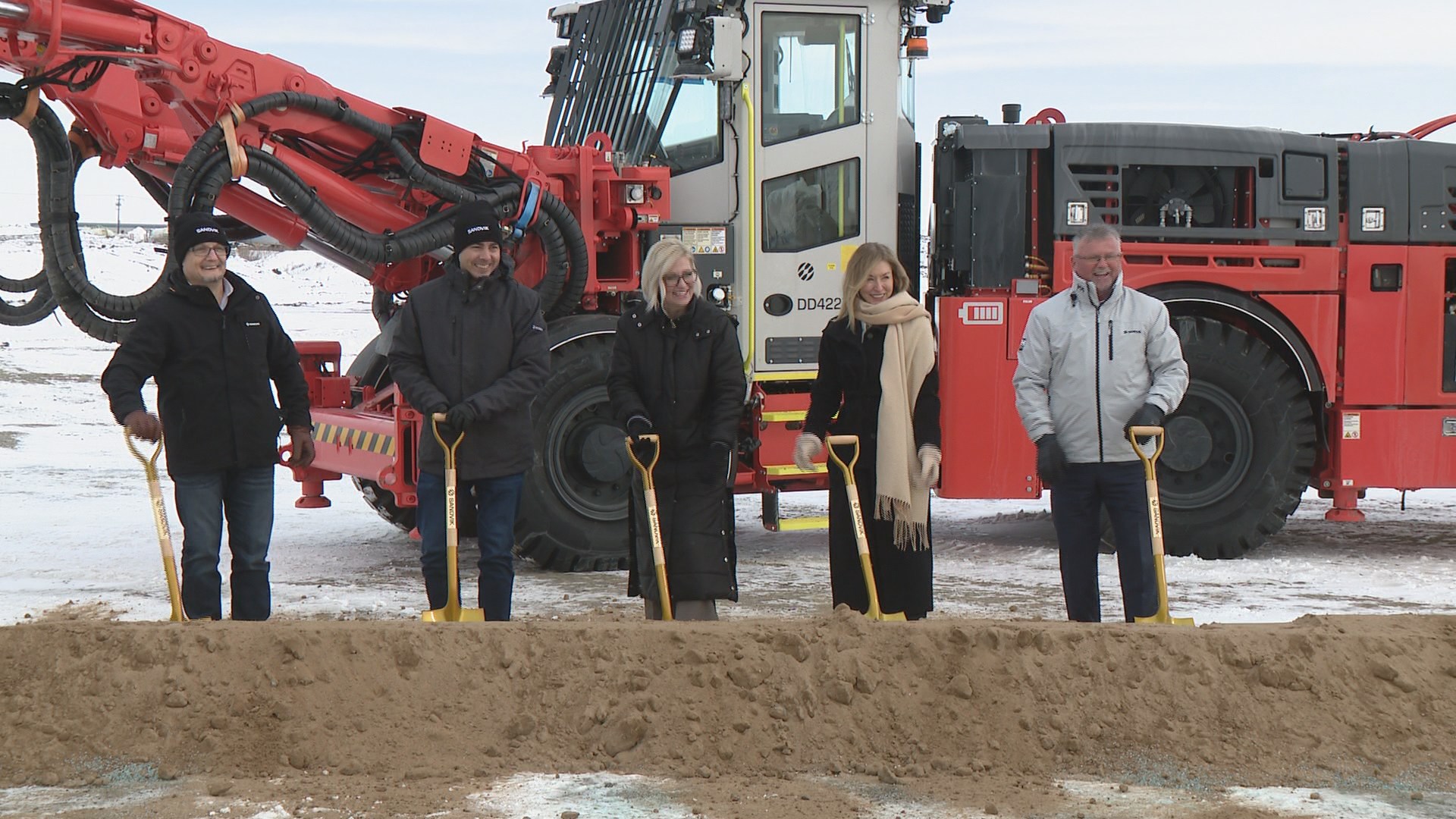 Sandvik inaugura fábrica de equipamentos de mineração de US$ 51 milhões em Saskatoon