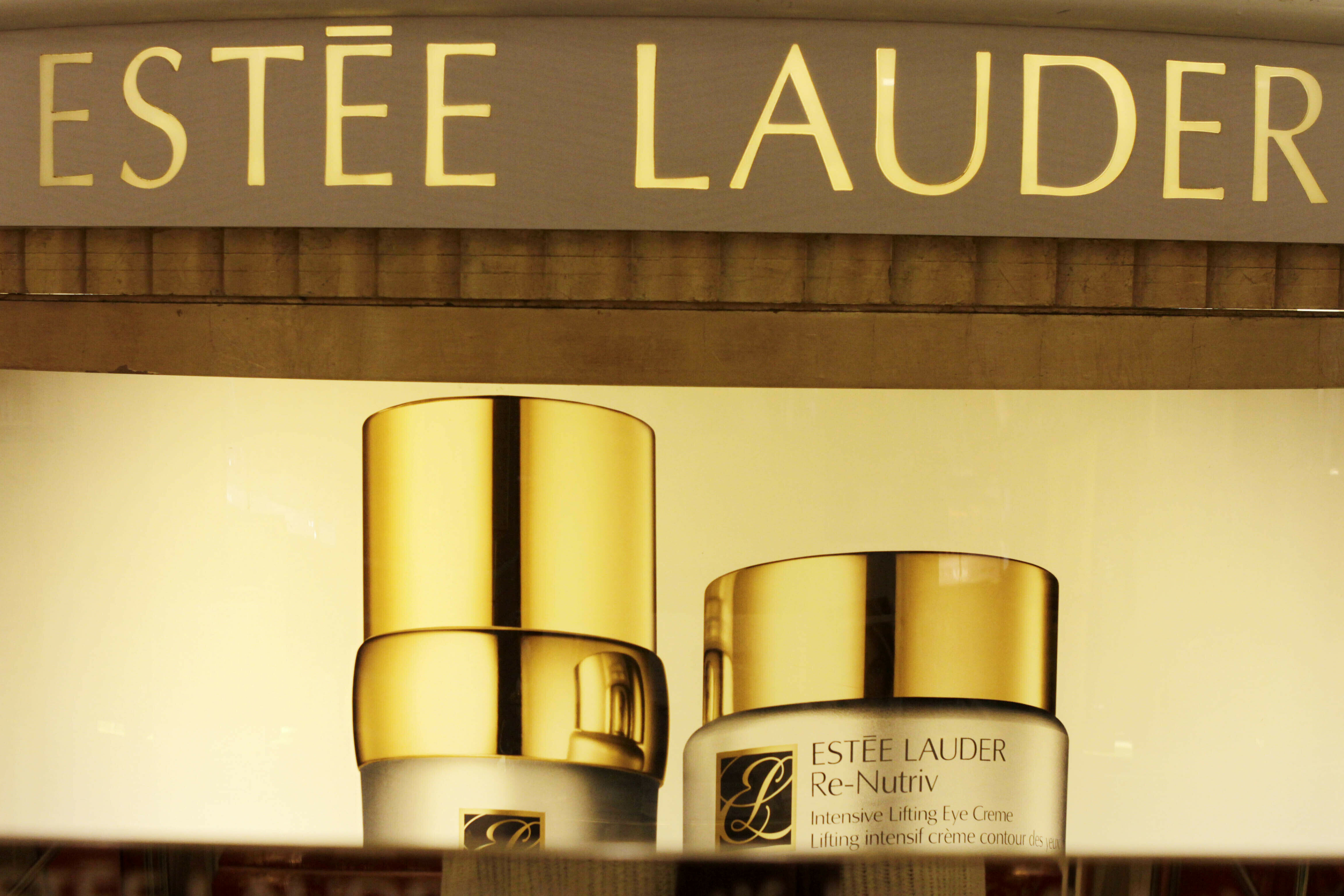 Estée Lauder resolve ação coletiva sobre violações de dados em 2023