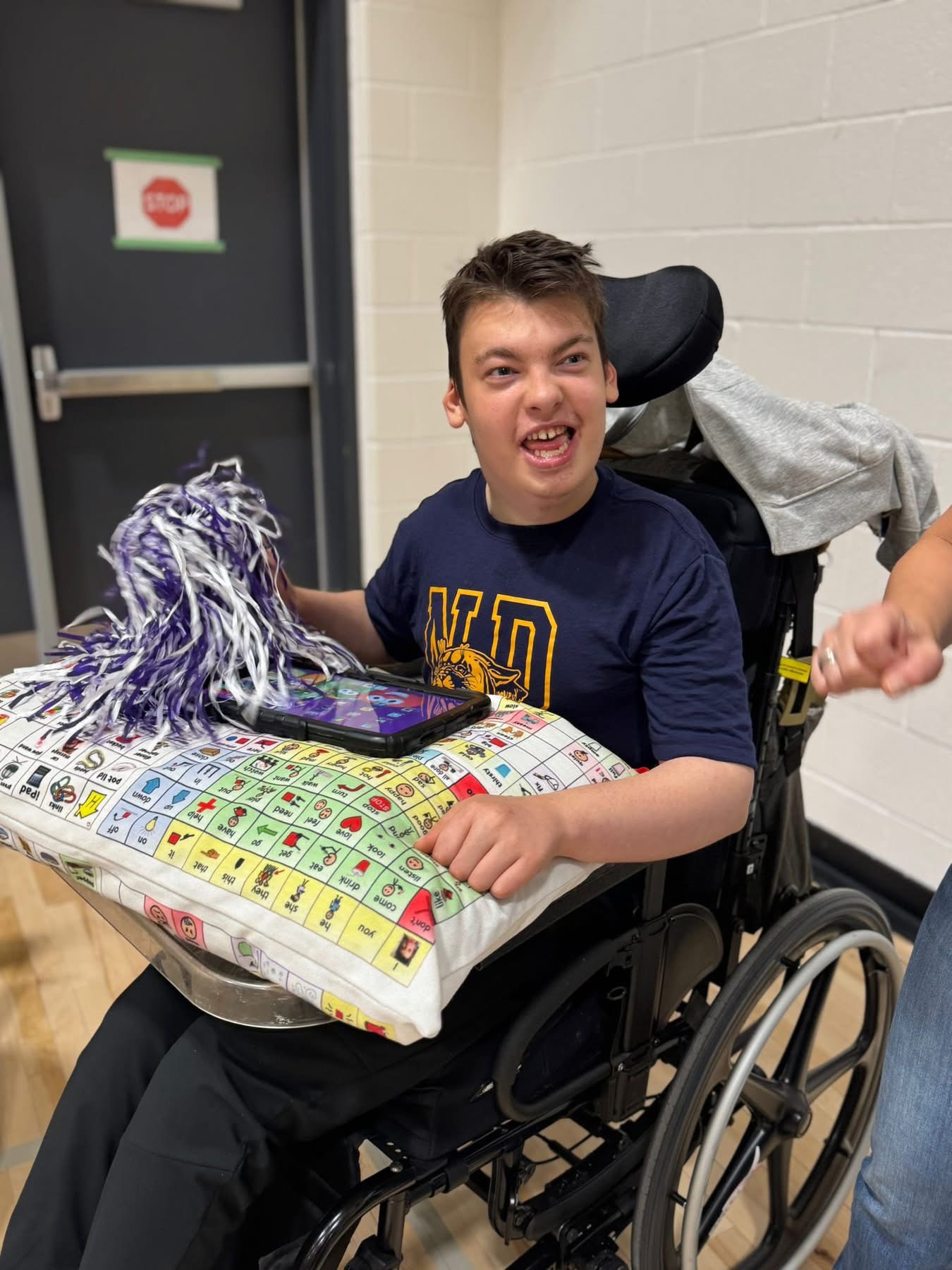 Crimson Deer highschool college students come collectively to assist classmate preventing most cancers – Calgary