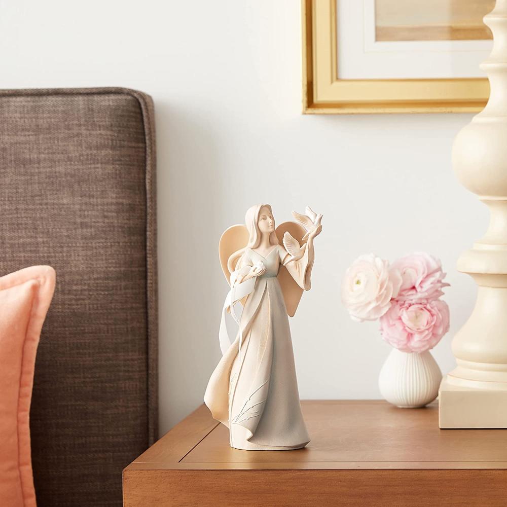 Small Polyresin Resin Angel Figurine For Chrismtas Dongsheng