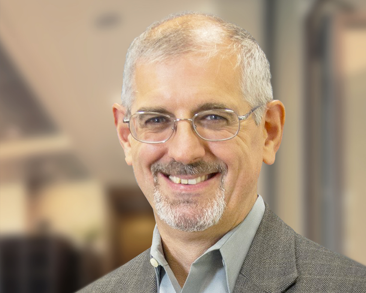 SaintGobain's Apelian to retire