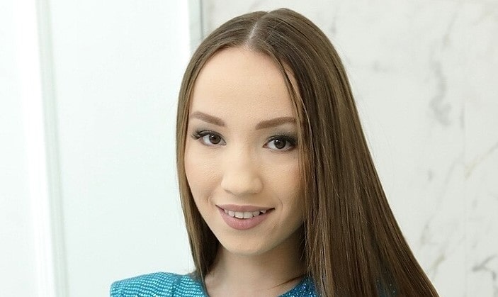 Kate Quinn Biography/Wiki, Age, Height, Career, Photos & More