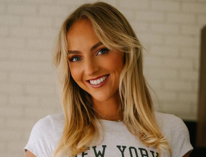 Annie Knight Biography/Wiki, Age, Height, Career, Photos & More