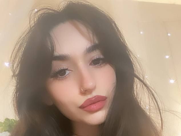 Ronnie Violet Biography/Wiki, Age, Height, Career, Photos & More