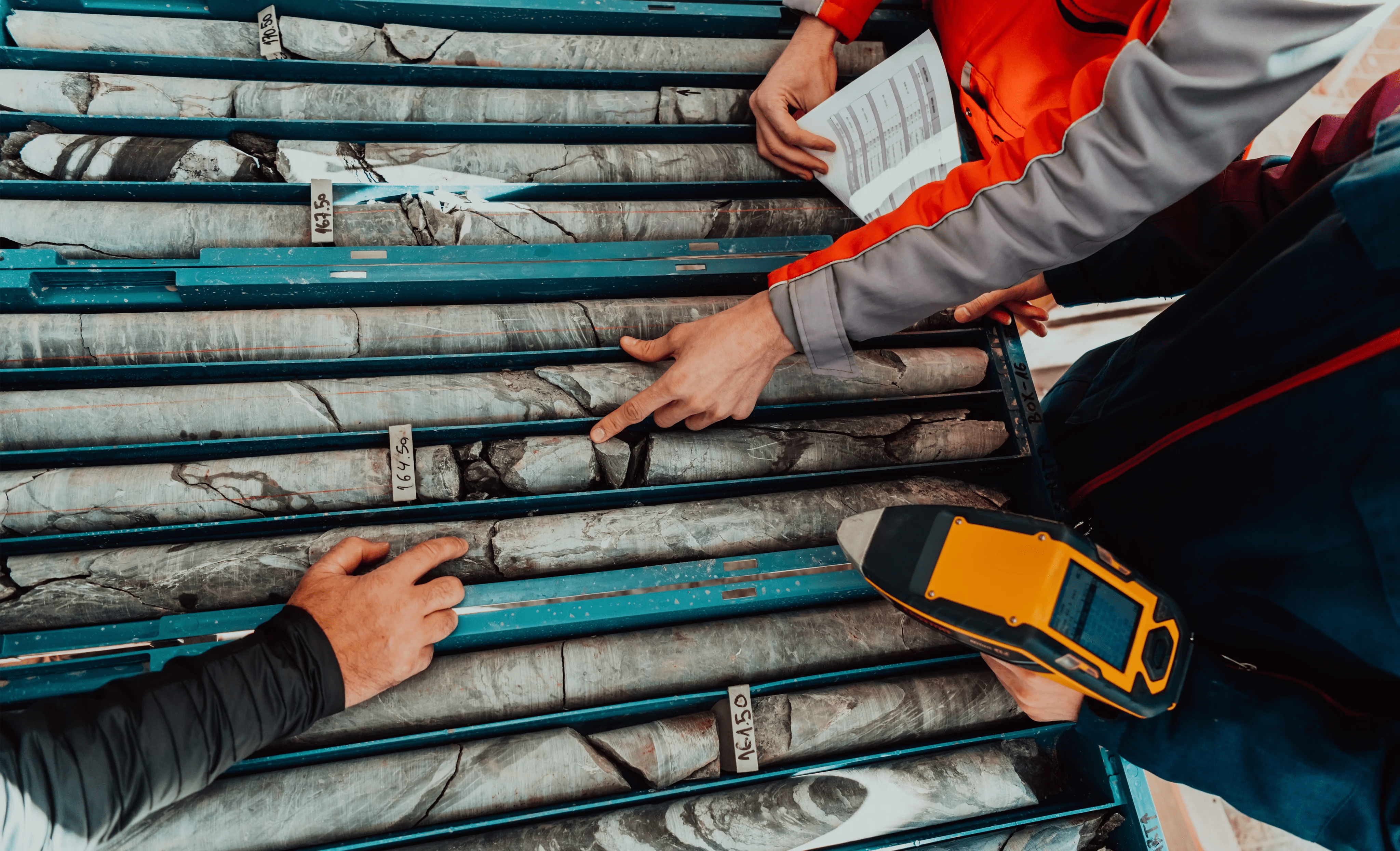 What is the highest salary in mining? Globe 247