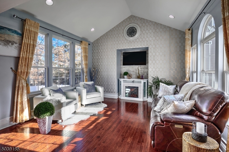 Sunday Open House Jan 10th, 230430, 35 Plantation Rd, Lake Cushetunk