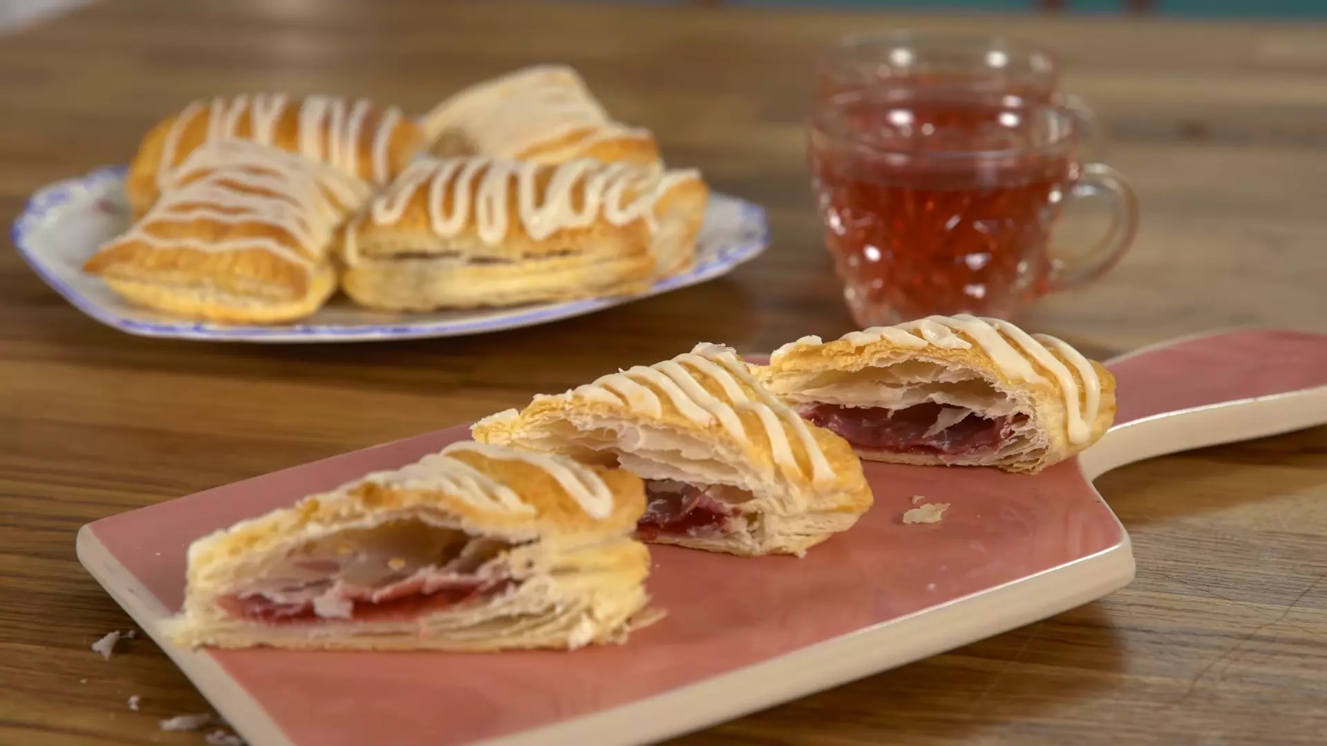 Can You Cook Toaster Strudels In The Oven?