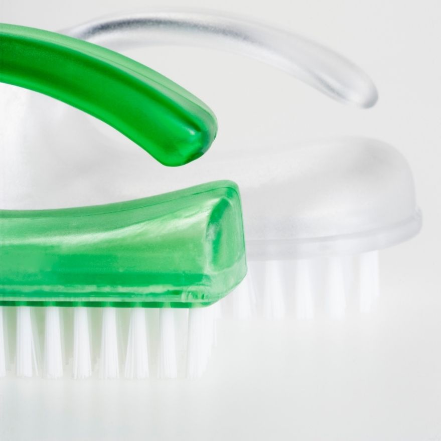 MANICURE BRUSH GlossaryLive