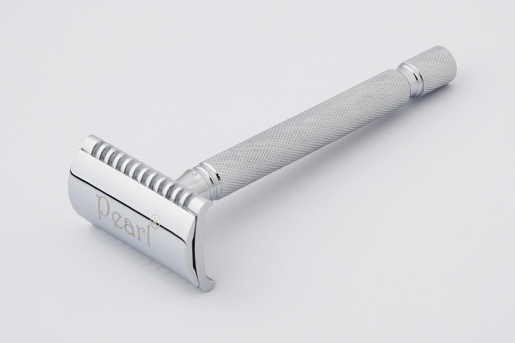 Pearl Double Edge Safety Razor SS 04 Open Comb Chrome Glow Shines