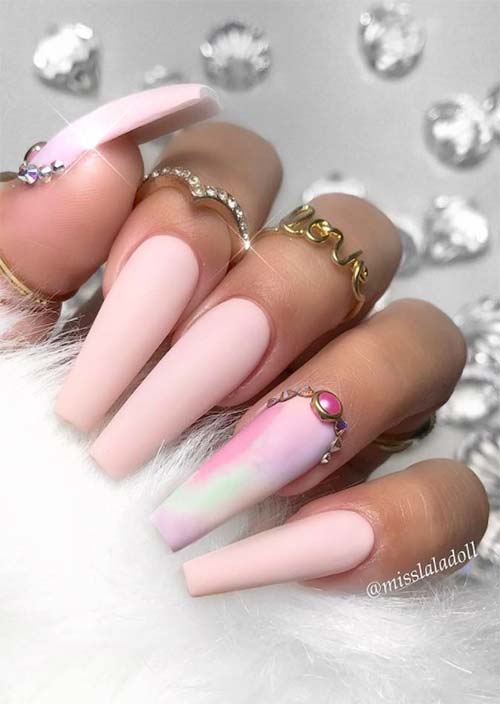 Acrylic Nails Explained Pros & Cons, Shapes and More Glowsly