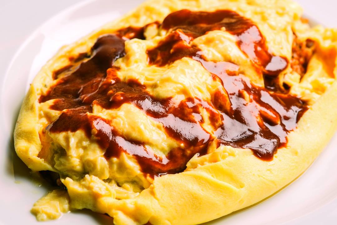 Omurice a fluffy Japanese omelette eggsplosion Glutto Digest