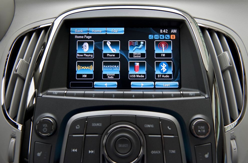 NYIAS 2011 Buick, GMC Announce Intellilink Infotainment System For