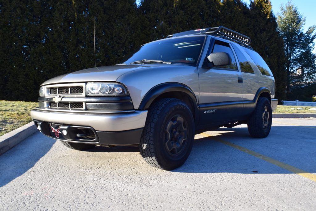 This 2001 Chevrolet Blazer Is Bumpin’ With A CustomMade Sound System
