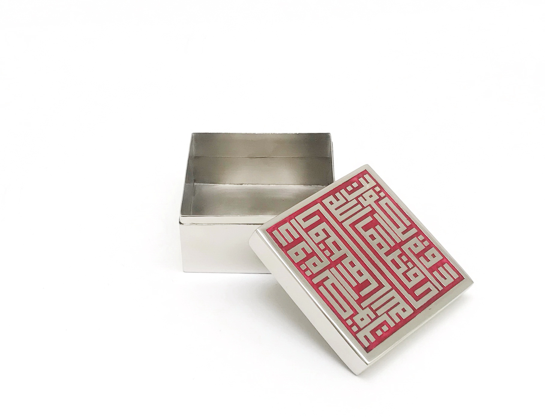 Dawlat Kuwait box Large Gulf Museum Consultancy Company Co .WLL