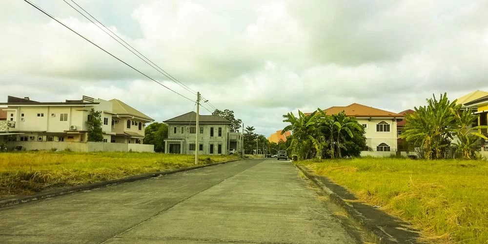 200 sqm. Prime Lot at Philamlife Village GMC