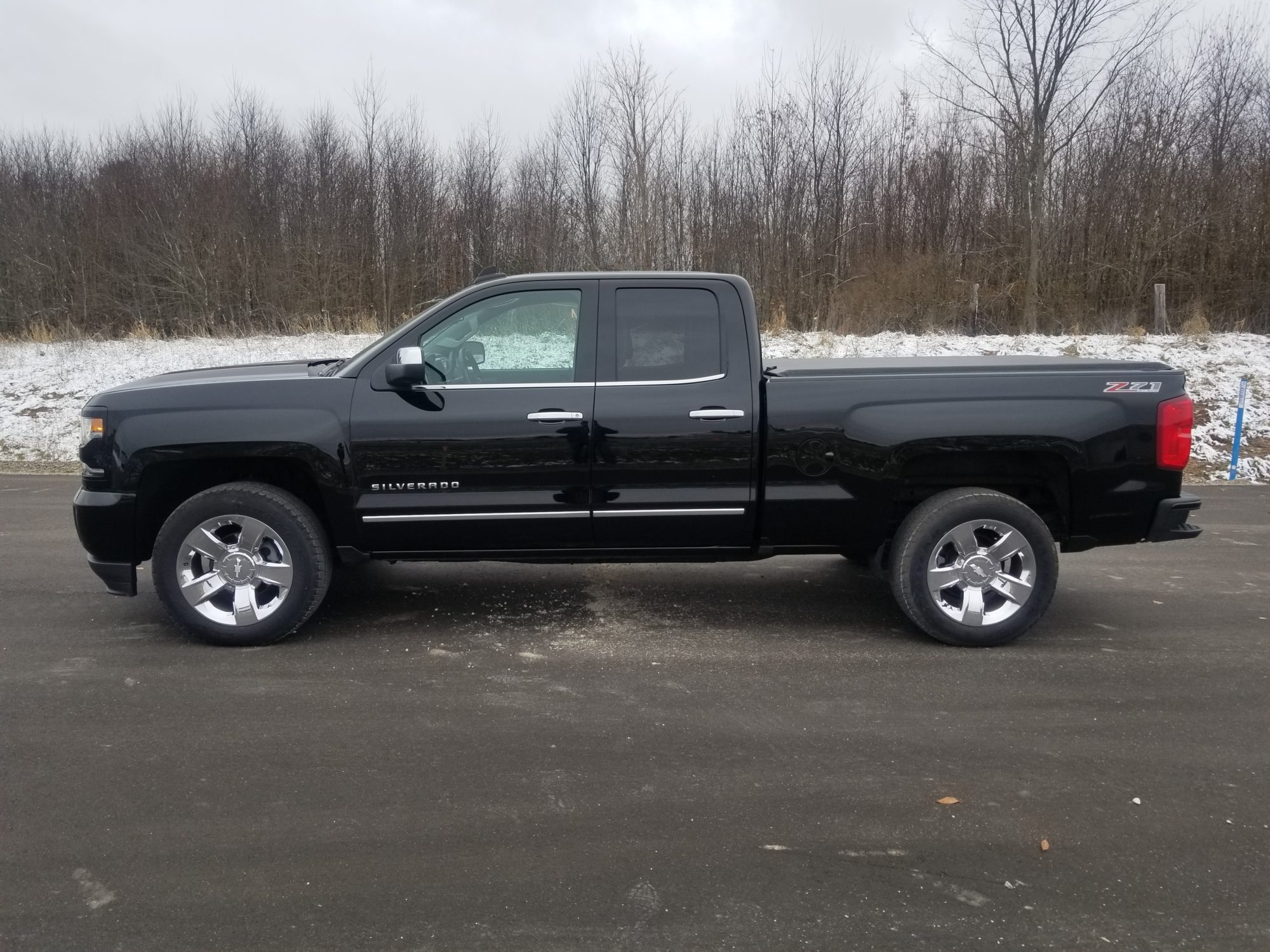 2017 CHEVROLET SILVERADO 1500 LTZ 32K MILES HARD LOADED, CLEAN
