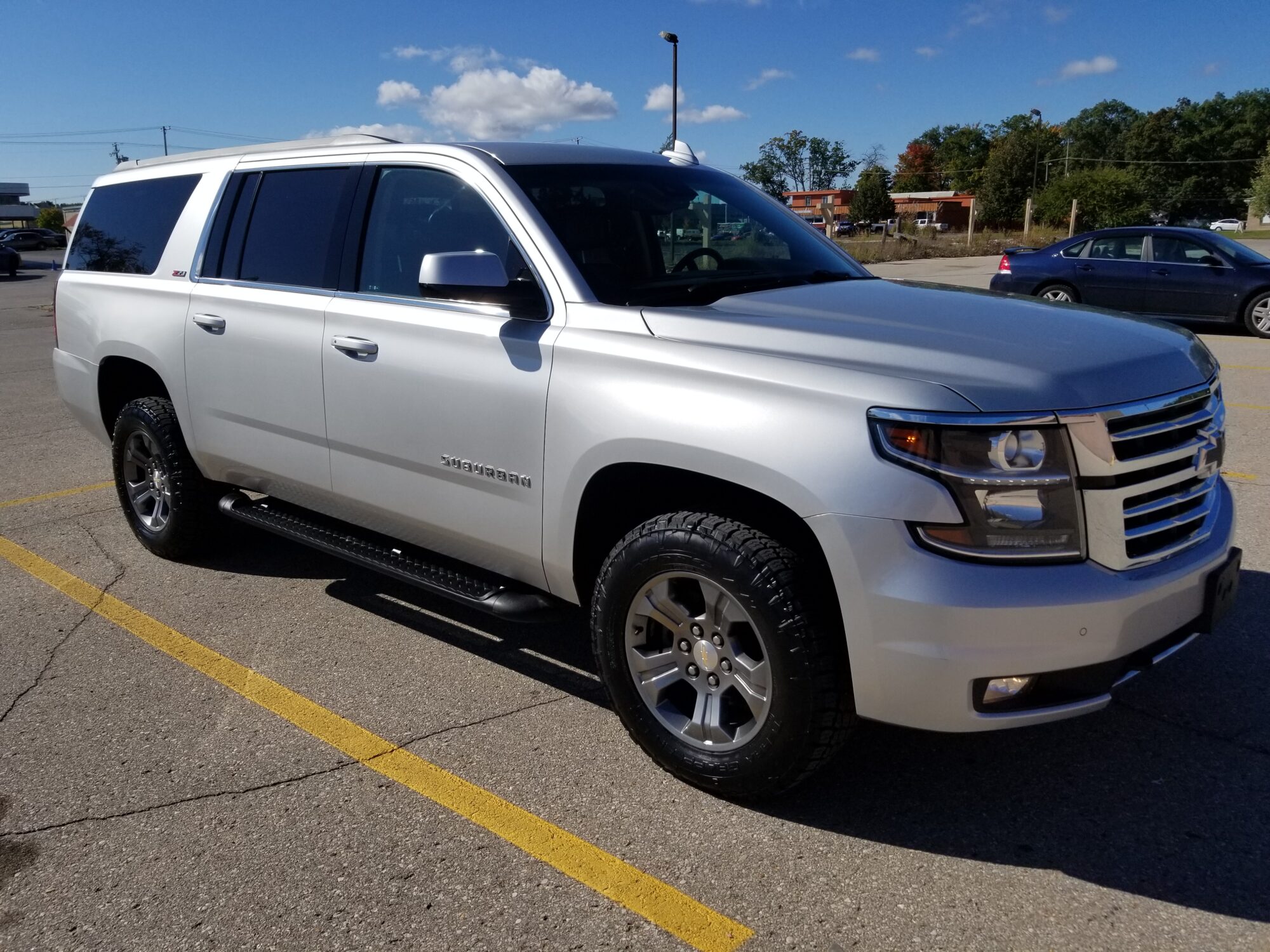 2017 CHEVROLET SUBURBAN LT Z71 49K MILES SUPER CLEAN, LOADED!!! - Ready