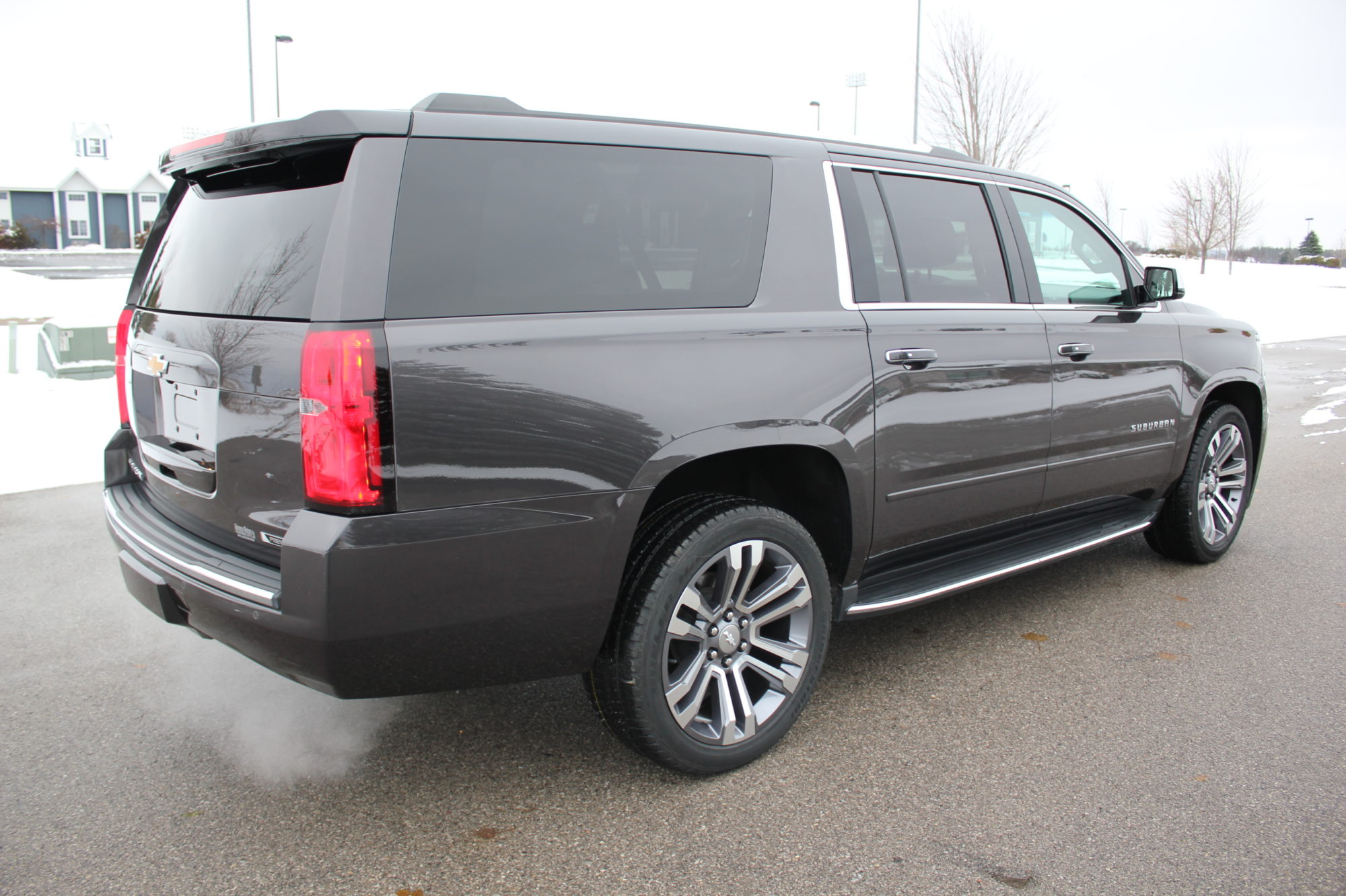 2017 CHEVROLET SUBURBAN PREMIER 18K MILES, SUPER CLEAN, LOADED
